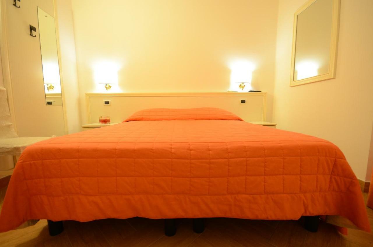 Bed and Breakfast Il Piccolo Nido Borgo Montenero Exterior foto