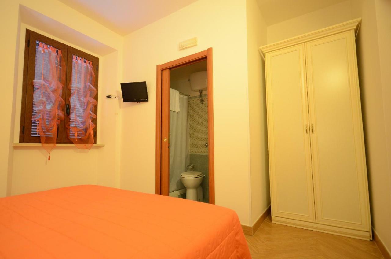 Bed and Breakfast Il Piccolo Nido Borgo Montenero Exterior foto