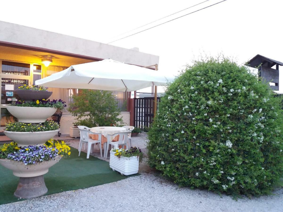 Bed and Breakfast Il Piccolo Nido Borgo Montenero Exterior foto